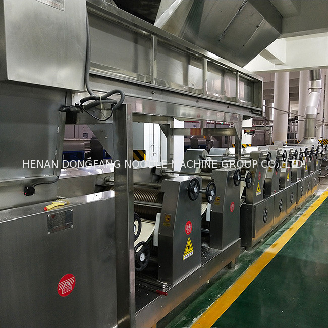 5.5 Tons /8H Chowmein Production Line Hakka Noodle Making Equipment Semi Automatic